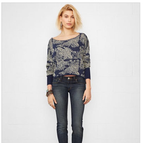 Lightweight Crop Sweater - Picture 1 of 4